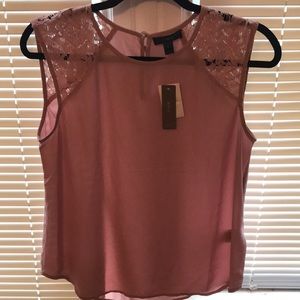 Dusty Pink sleeveless Blouse with lace detail